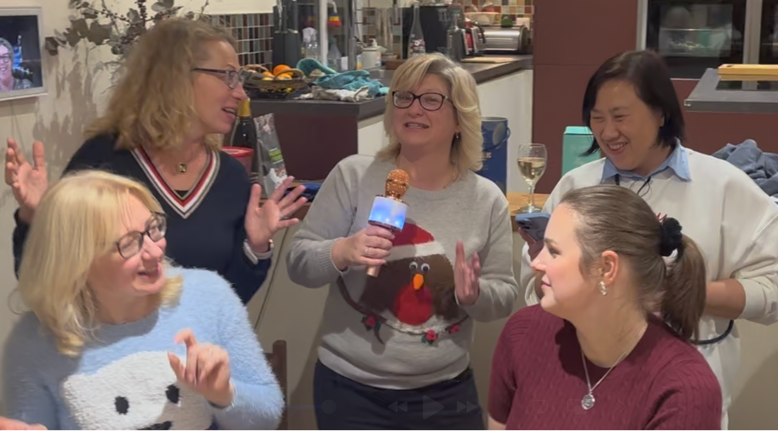 Academic Summer and Living Learning English  join forces for ’12 Days of CLILmas’